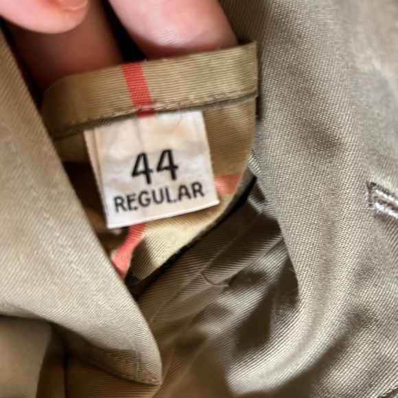 Burberry trench coat with removable wool insert size 44 regular - Picture 9 of 9